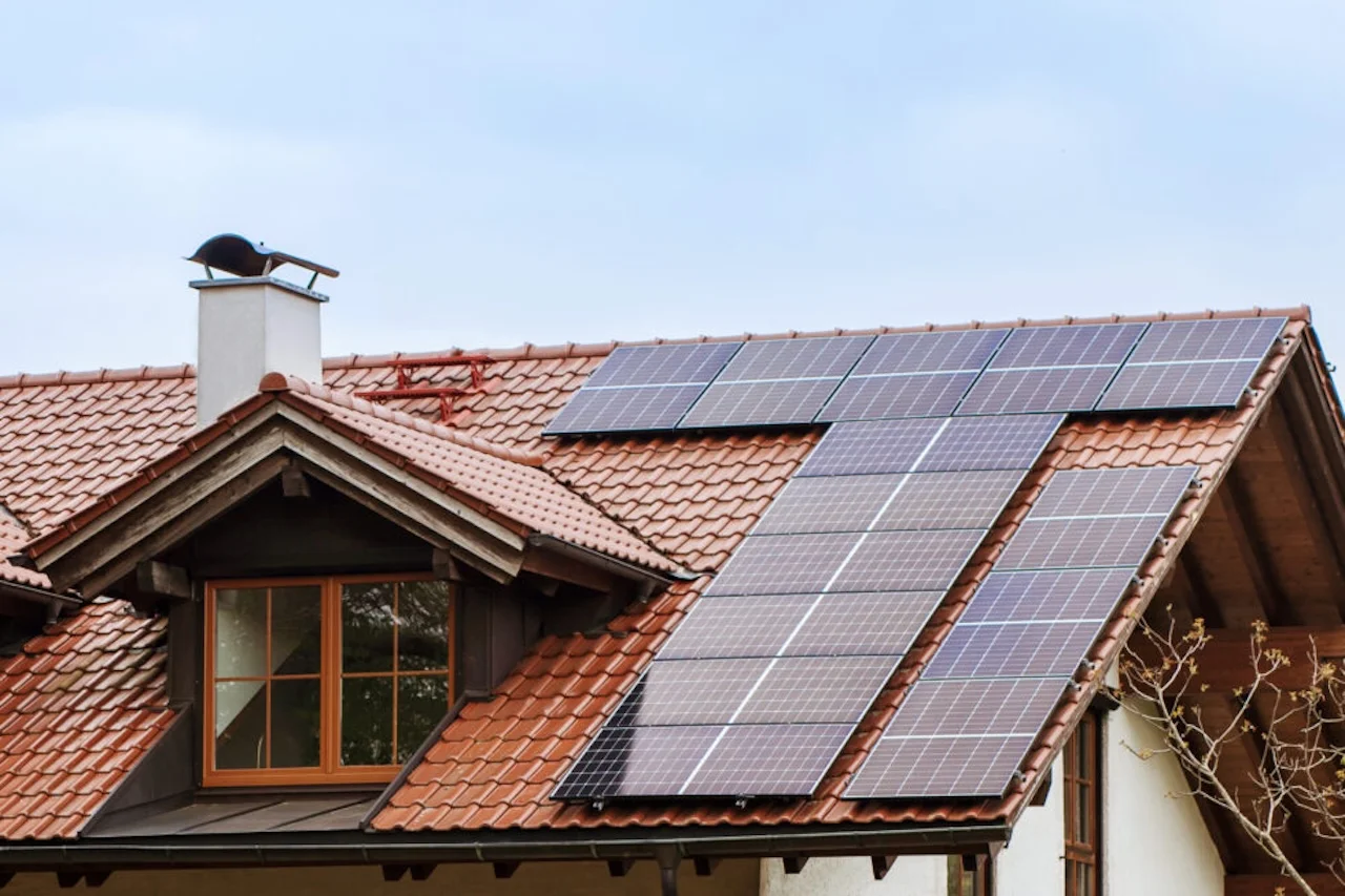Solar & Energy Consulting GmbH - Solare Aufdachanlagen